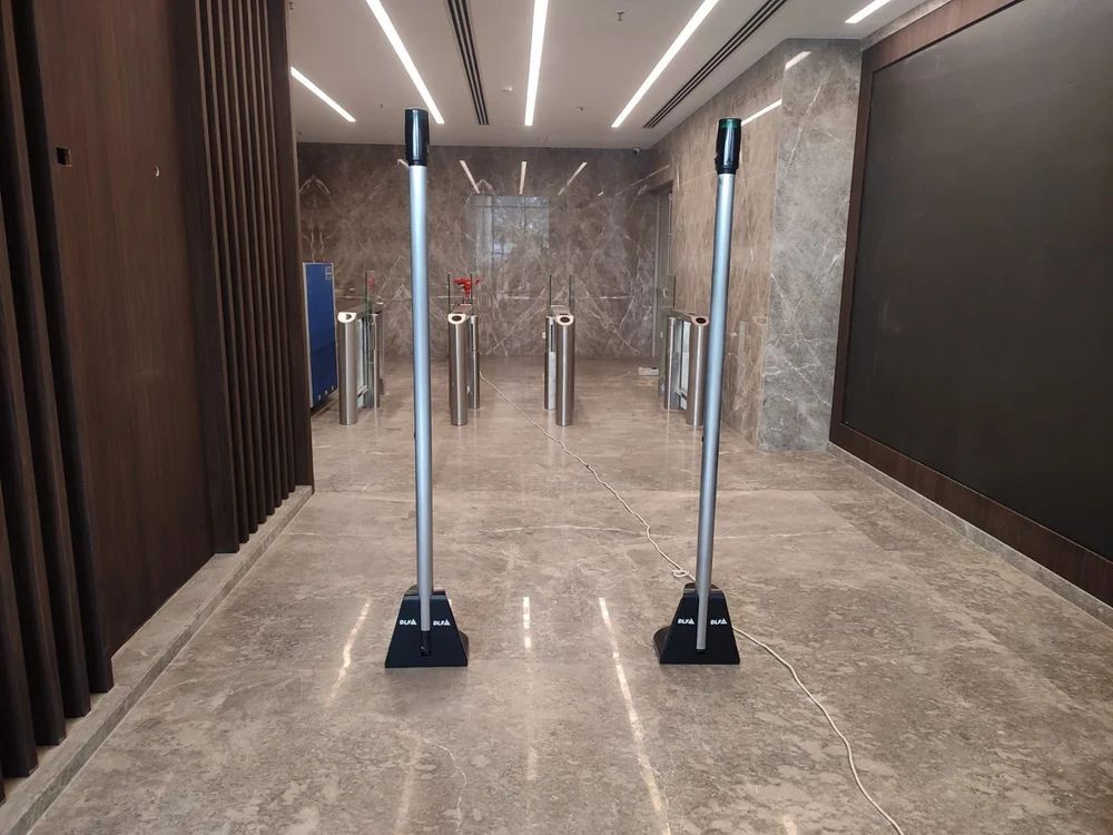 ULTRASHINE MULTI ZONE POLE METAL DETECTOR PSD-6 ZONE